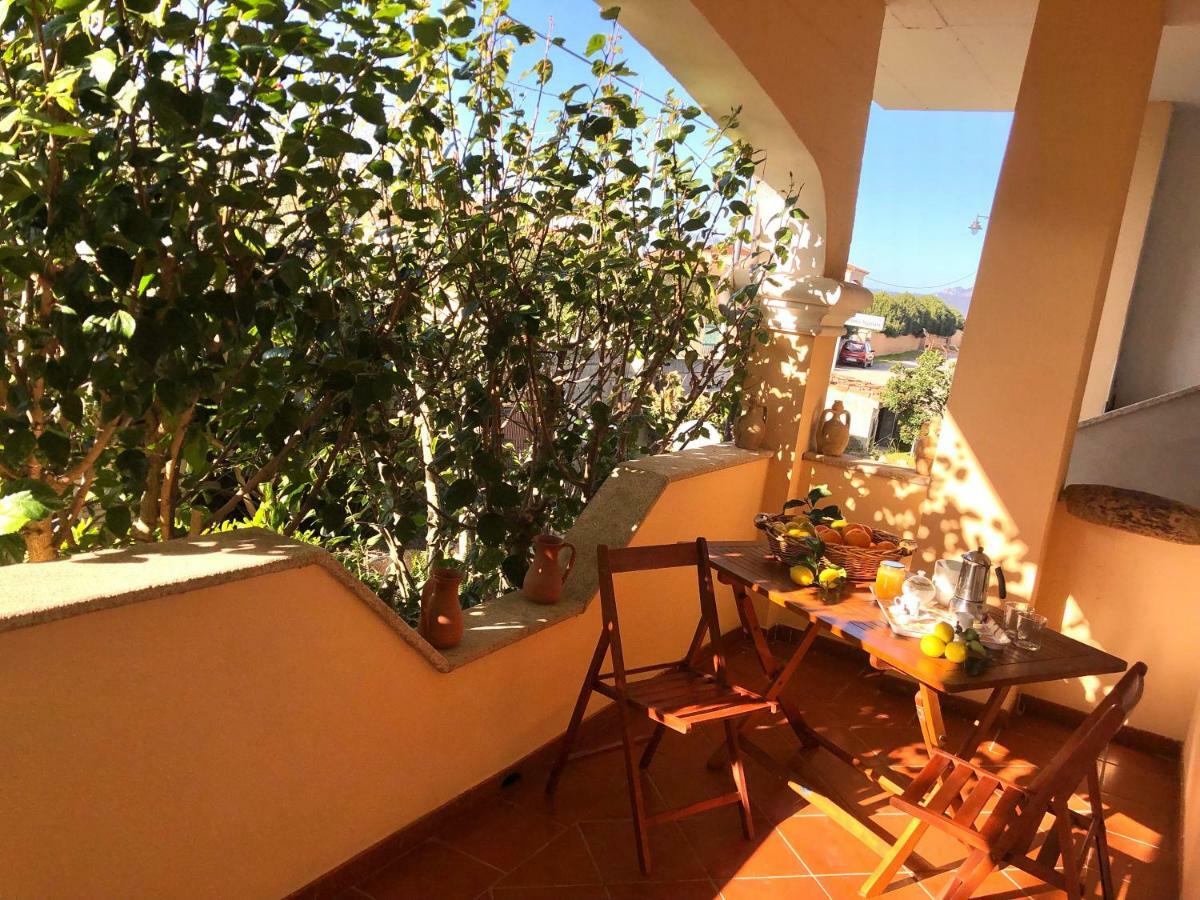 Casa Dolce Hibiscus Leilighet Olbia Eksteriør bilde